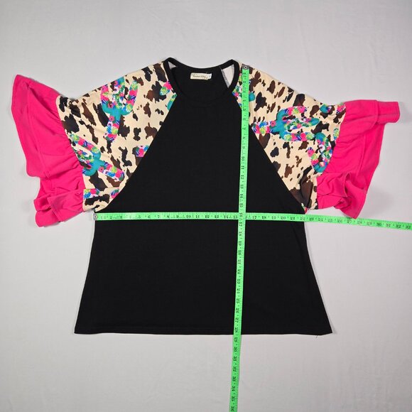 Southern Stitch Boho Ruffle Sleeve Top L‎ Black Cow Print Floral Cactus - Picture 7 of 8